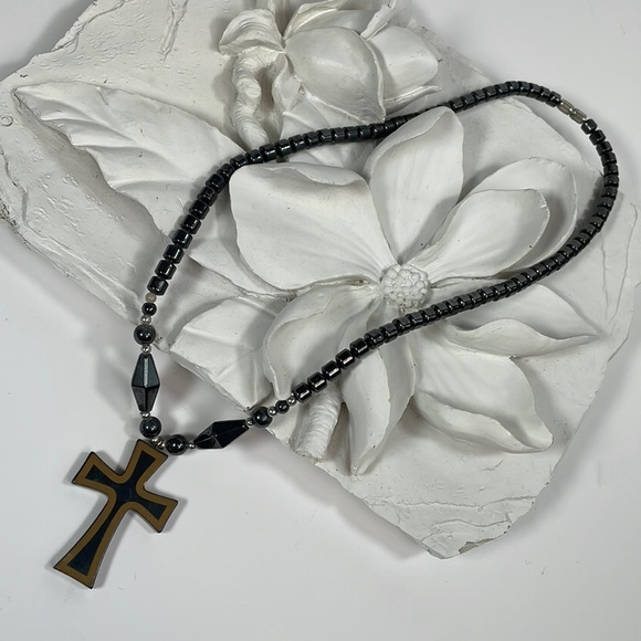 Hematite Cross Necklace Vintage - Picture 2 of 12